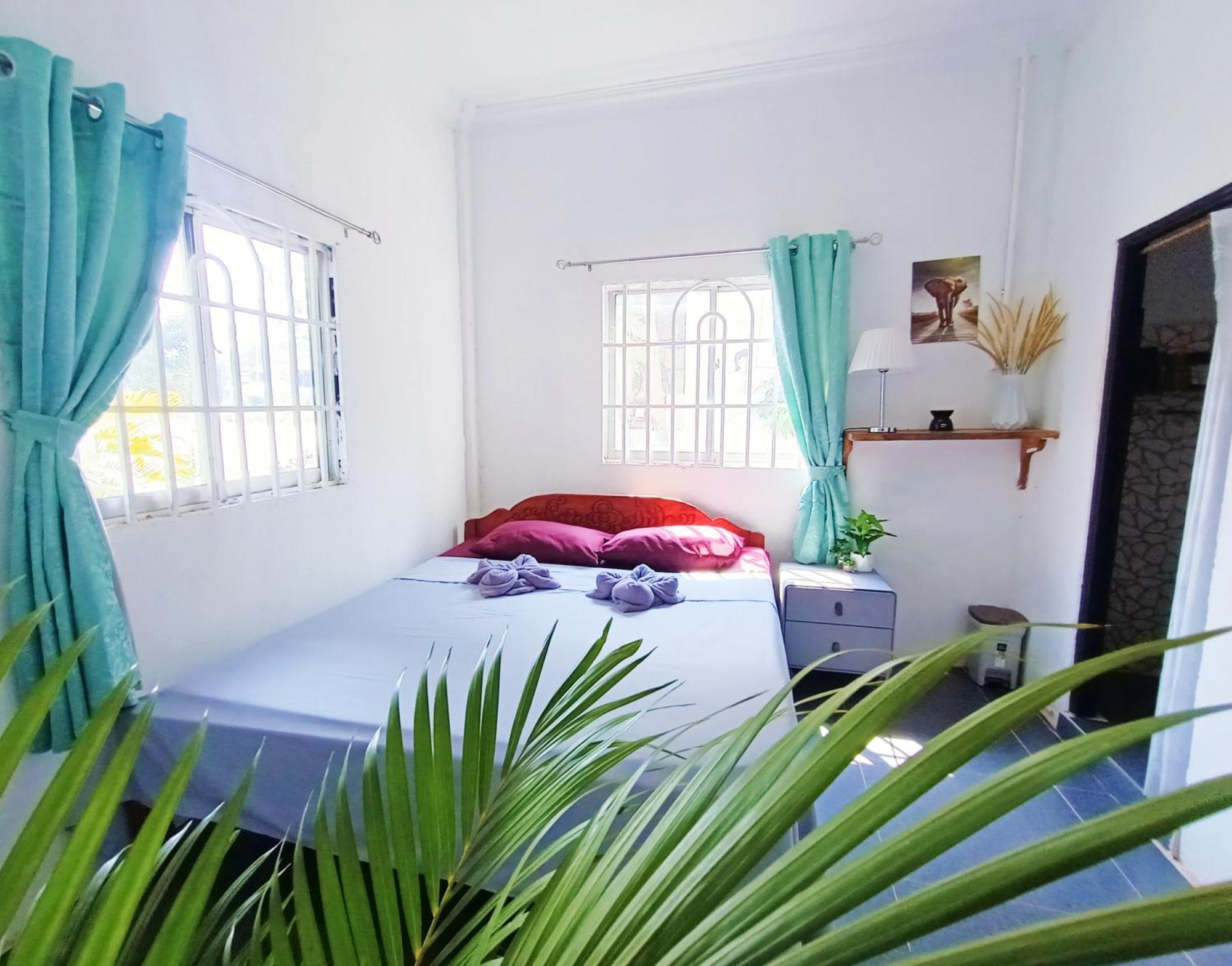 Sam'S Guesthouse M'Pai Bay Rongszanlöm-sziget Kültér fotó
